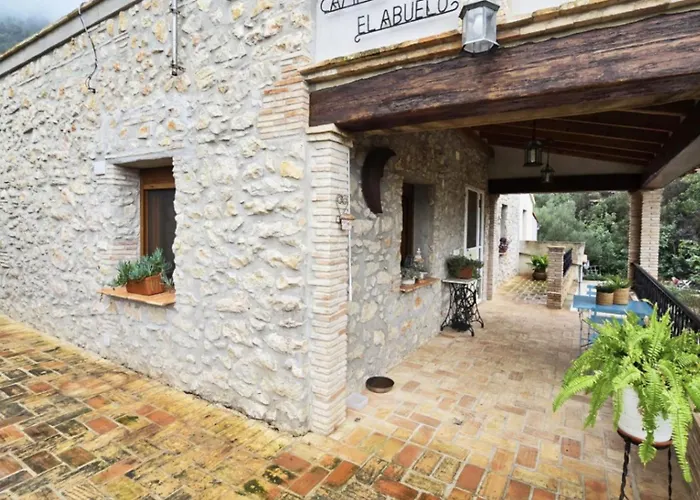 Campus El Abuelo Holiday home